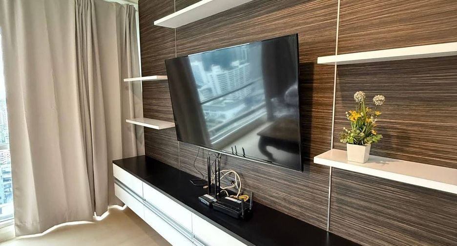 For rent 2 ベッドルーム condo in Watthana, Bangkok