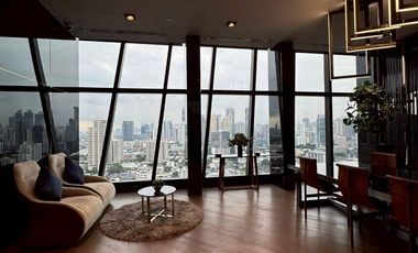 Condo en alquiler de 1 habitaciones en Khlong Toei, Bangkok