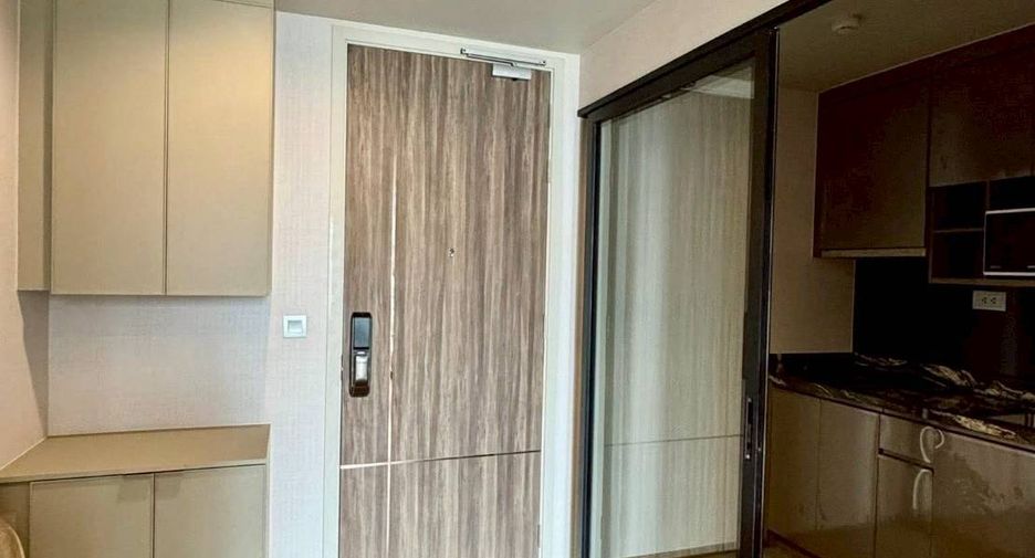 Condo en alquiler de 1 habitaciones en Khlong Toei, Bangkok