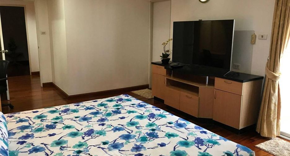 Wohnung zur Miete mit 3 Zimmer in Khlong Toei, Bangkok