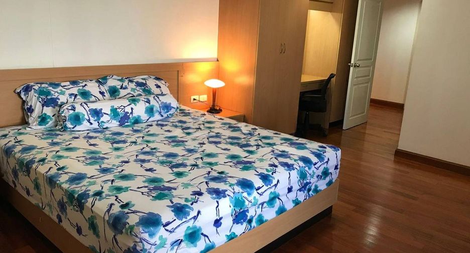 Wohnung zur Miete mit 3 Zimmer in Khlong Toei, Bangkok