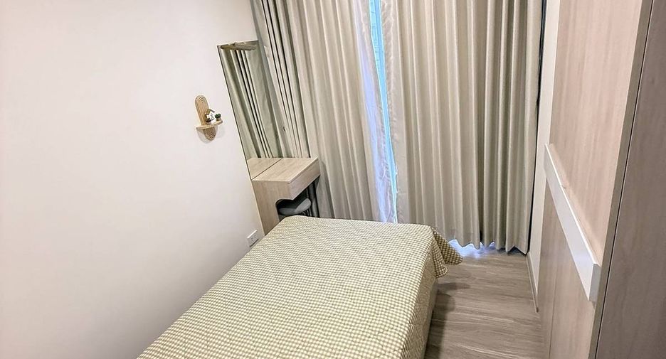 Condo en alquiler de 2 habitaciones en Phra Khanong, Bangkok