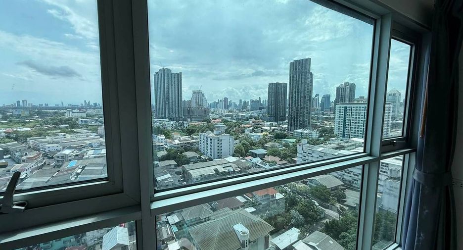 À louer 2 chambres condo à Khlong Toei, Bangkok