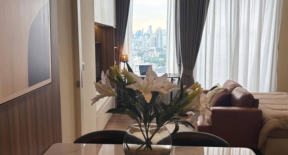 Condo en alquiler de 1 habitaciones en Watthana, Bangkok