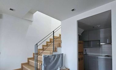 Condo en alquiler de 2 habitaciones en Khlong San, Bangkok