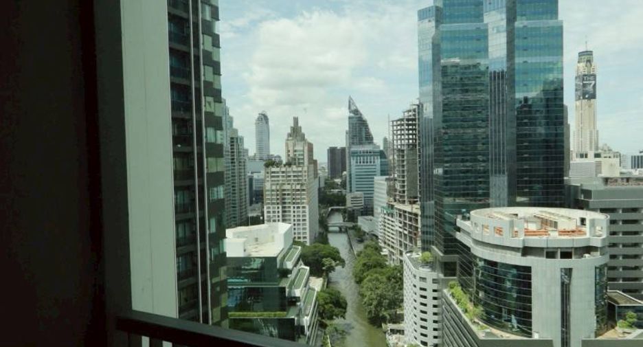 For rent 1 bed condo in Pathum Wan, Bangkok