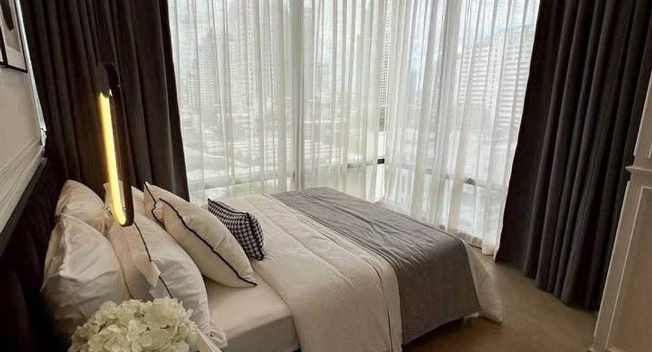 For rent 2 bedrooms condo in Bang Rak, Bangkok