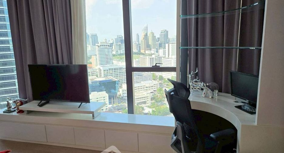 À louer 2 chambres condo à Bang Rak, Bangkok