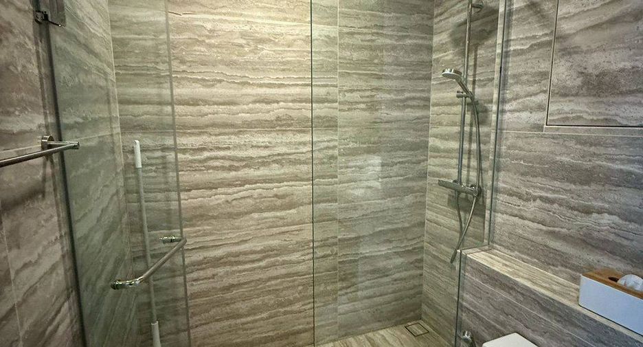 Condo en alquiler de 1 habitaciones en Khlong Toei, Bangkok