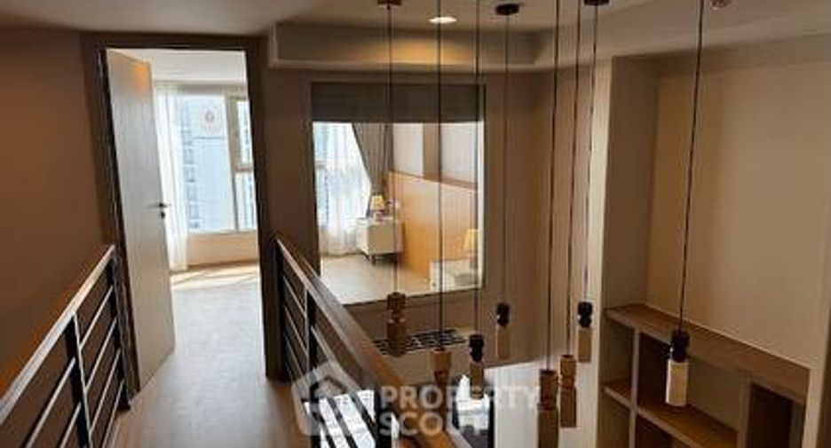 For rent 2 bedrooms condo in Bang Rak, Bangkok