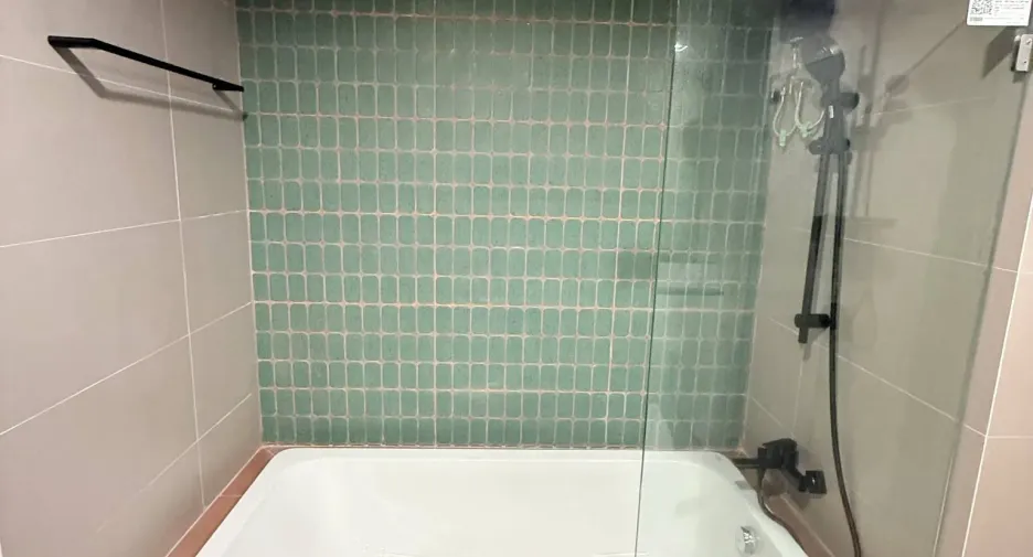 For sale and for rent 1 bed condo in Mueang Samut Prakan, Samut Prakan