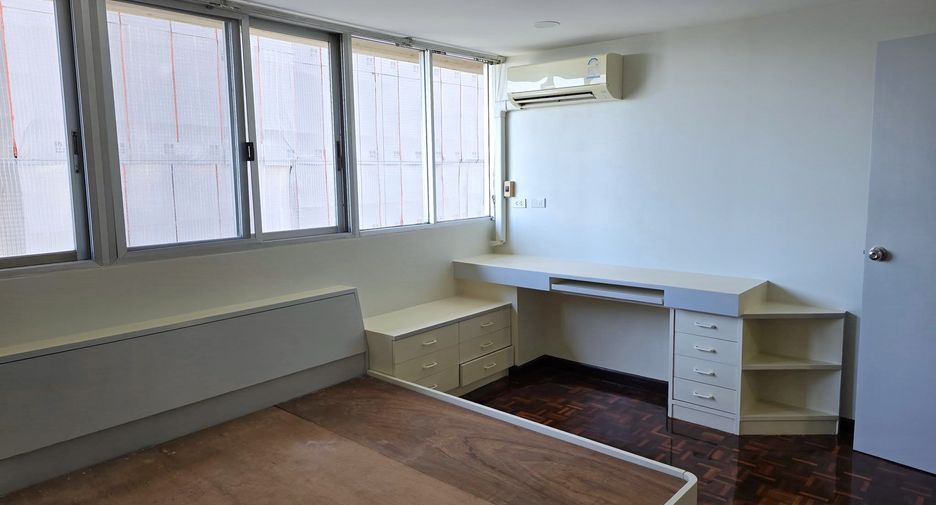 Condo en alquiler de 2 habitaciones en Watthana, Bangkok