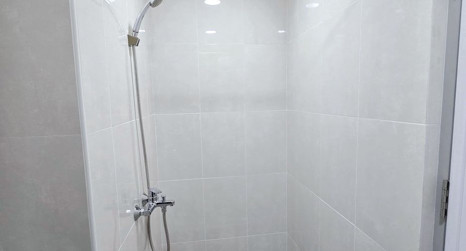 Condo en alquiler de 2 habitaciones en Watthana, Bangkok