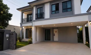 Casa en alquiler de 4 habitaciones en Thanyaburi, Pathum Thani