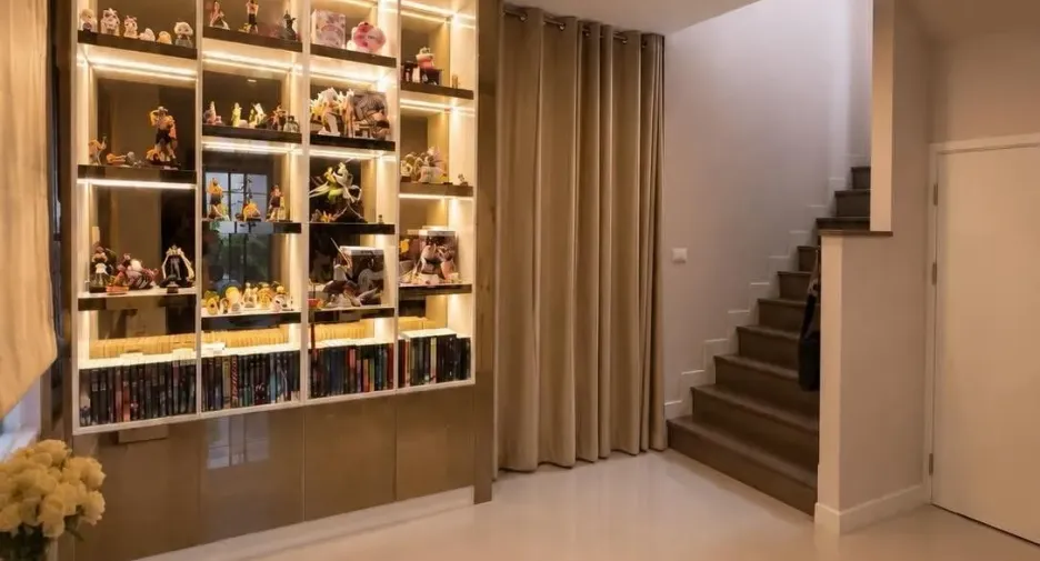 Casa en alquiler de 4 habitaciones en Thanyaburi, Pathum Thani