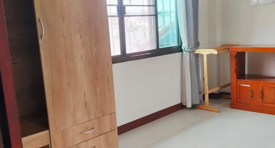 For rent 2 bedrooms house in Mueang Chiang Rai, Chiang Rai