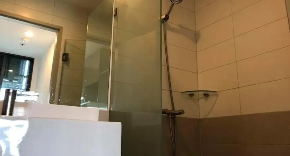For sale studio condo in Bang Rak, Bangkok