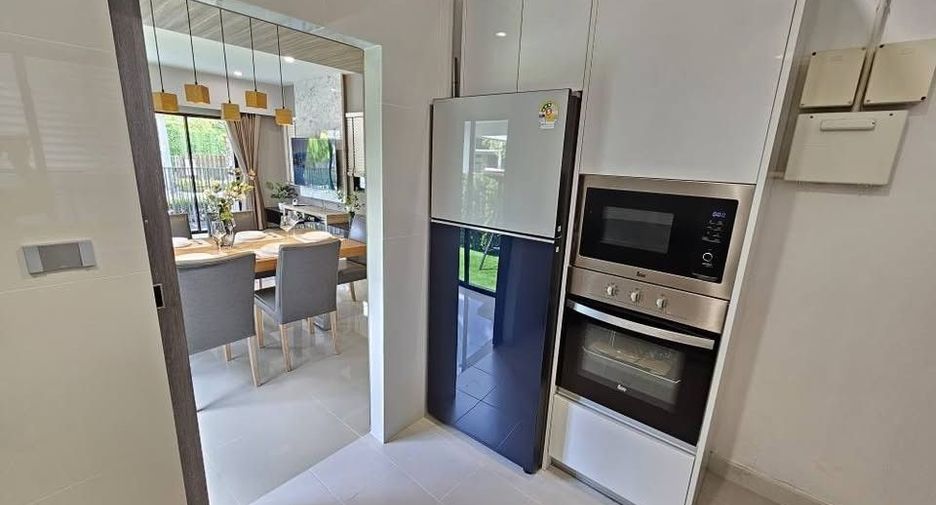 Haus zur Miete mit 4 Zimmer in Prawet, Bangkok