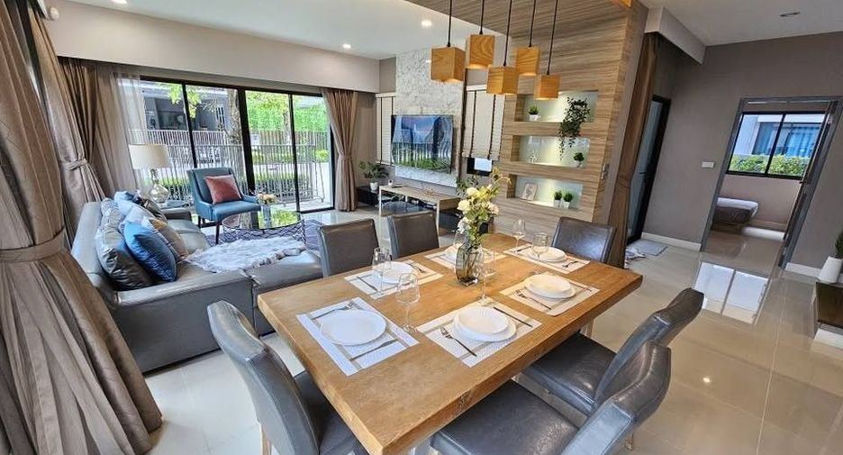 Haus zur Miete mit 4 Zimmer in Prawet, Bangkok