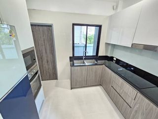Haus zur Miete mit 4 Zimmer in Prawet, Bangkok