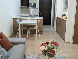 Wohnung zur Miete mit 1 Zimmer in Phra Khanong, Bangkok