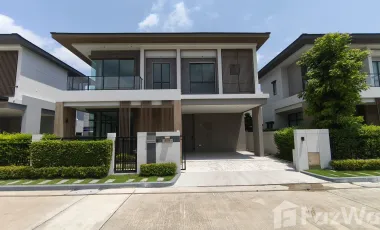 For sale 4 bedrooms house in Saphan Sung, Bangkok