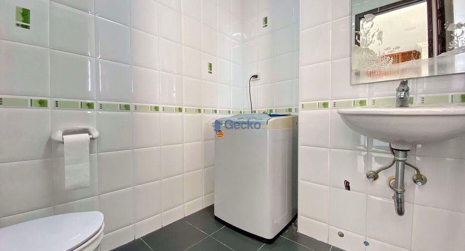 For sale 3 bedrooms condo in Bang Lamung, Chonburi