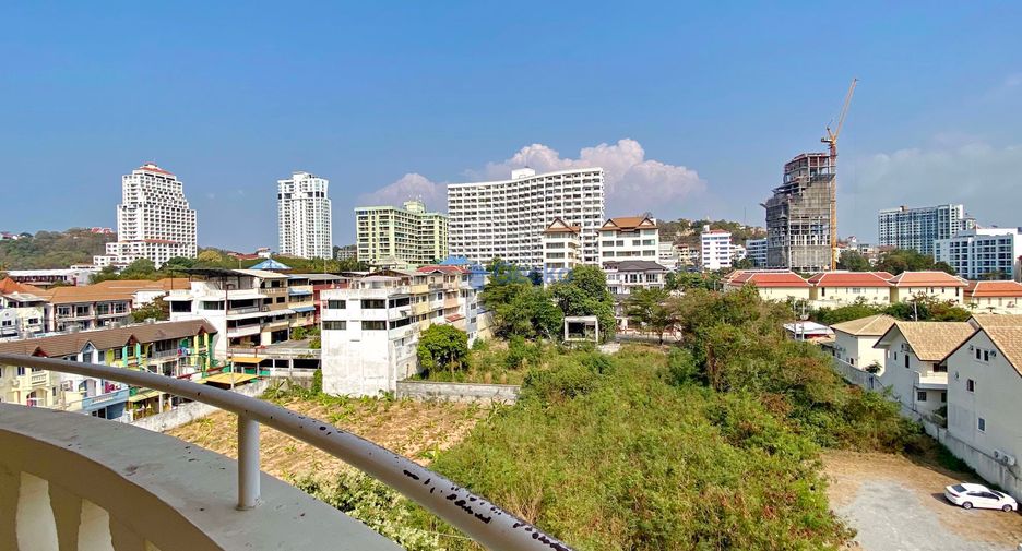 For sale 3 bedrooms condo in Bang Lamung, Chonburi