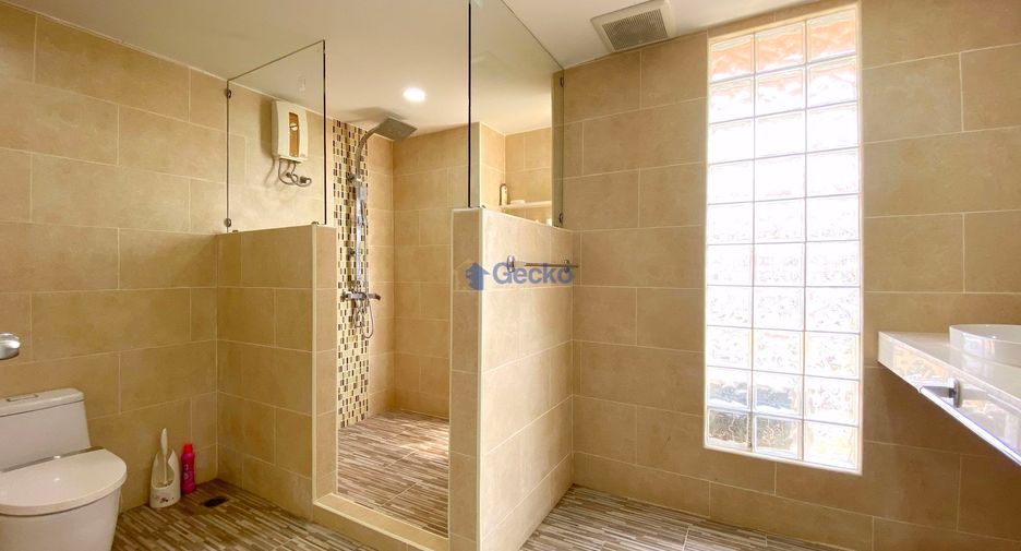 For sale 3 bedrooms condo in Bang Lamung, Chonburi