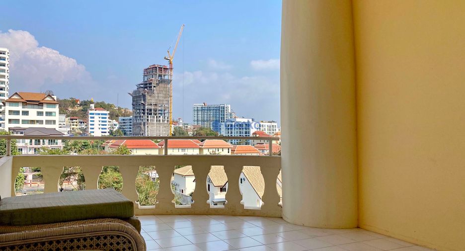 For sale 3 bedrooms condo in Bang Lamung, Chonburi