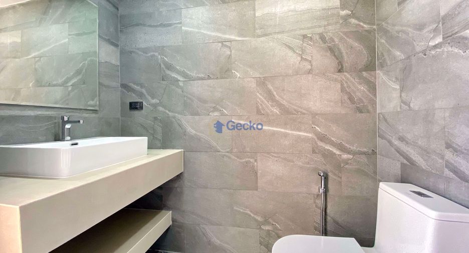 For sale 3 bedrooms condo in Bang Lamung, Chonburi