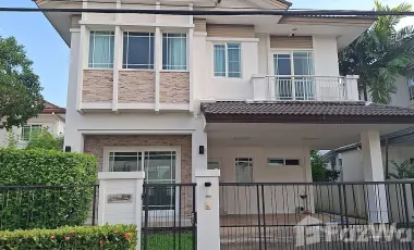 Haus zur Miete mit 3 Zimmer in Bang Kapi, Bangkok