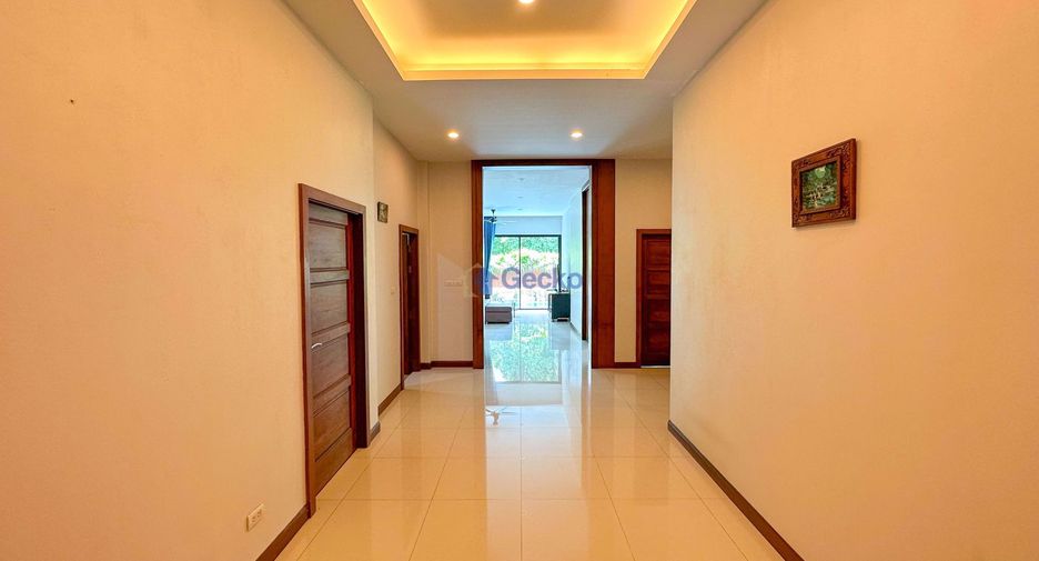 Аренда 3 спальни дом в Huay Yai, Паттайя