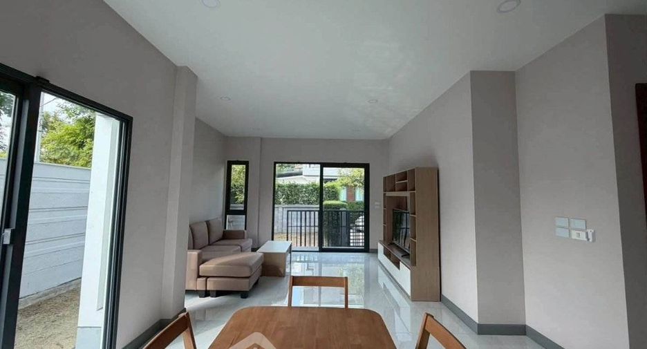 For sale 4 bedrooms house in Prawet, Bangkok