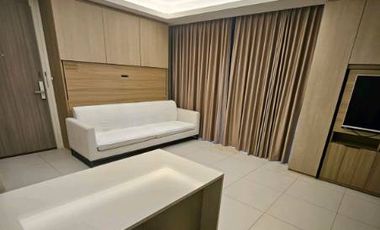 For rent and for sale 1 bed condo in Watthana, Bangkok