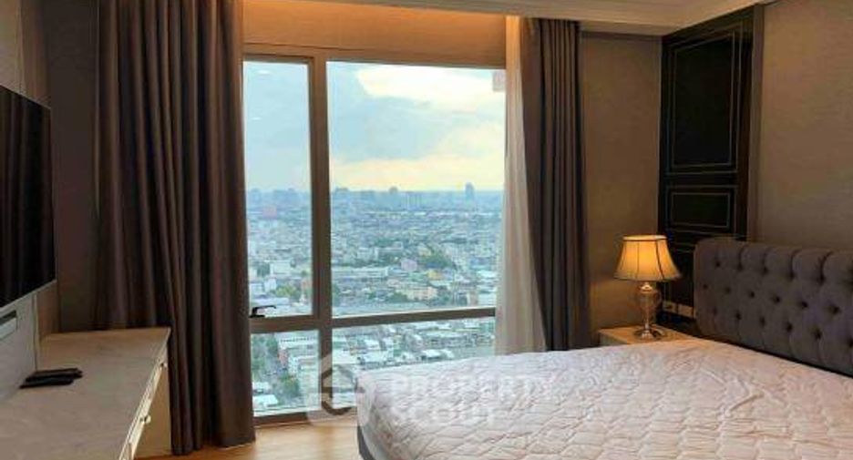 For sale 2 ベッドルーム condo in Yan Nawa, Bangkok