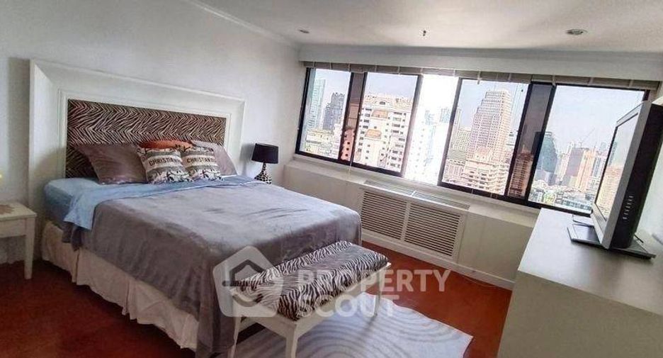 For rent 2 bedrooms condo in Khlong Toei, Bangkok
