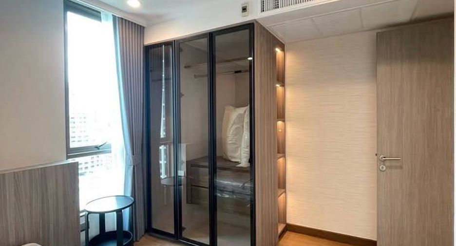For rent 2 ベッドルーム condo in Watthana, Bangkok
