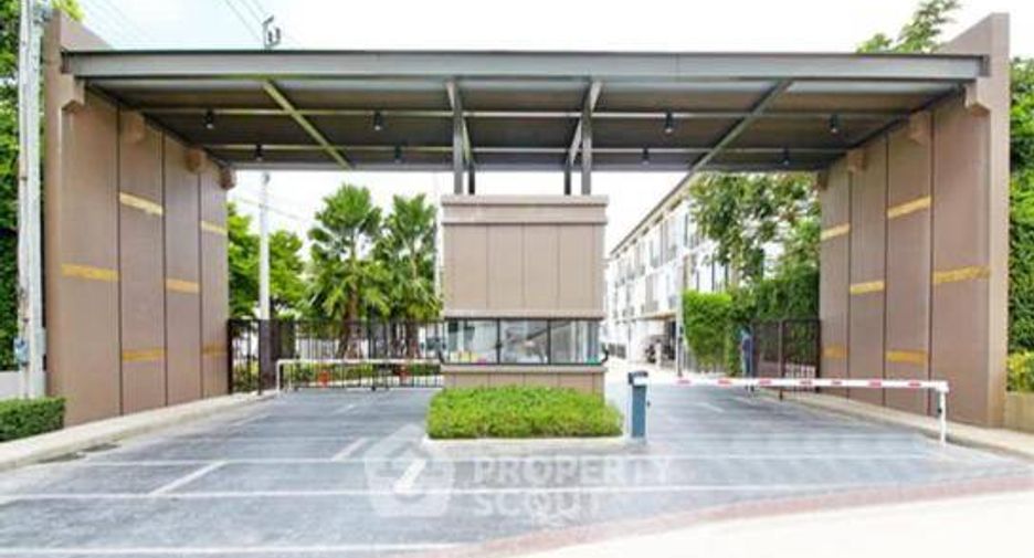 ขาย 3 ห้องนอน ทาวน์เฮ้าส์ ใน สะพานสูง, กรุงเทพฯ