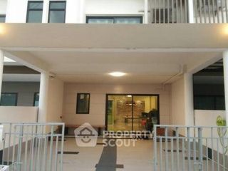 ขาย 3 ห้องนอน ทาวน์เฮ้าส์ ใน สะพานสูง, กรุงเทพฯ