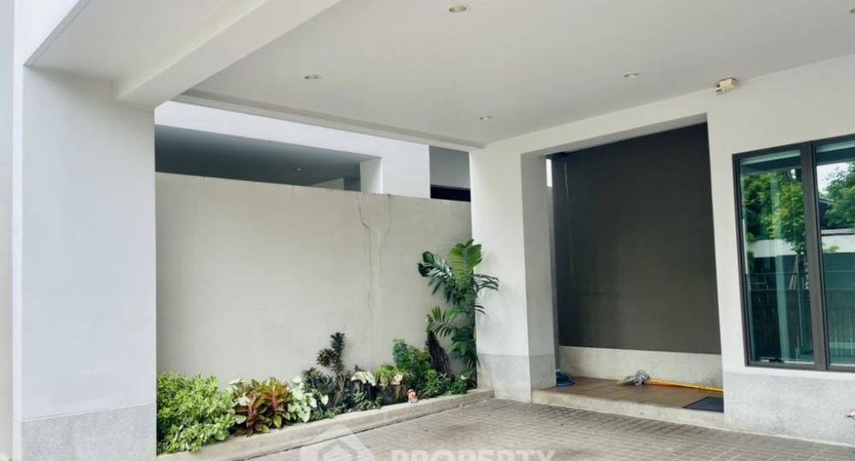 ขาย 4 ห้องนอน บ้านเดี่ยว ใน บางกะปิ, กรุงเทพฯ