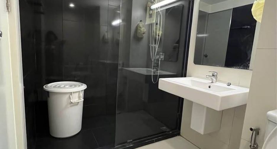 Продажа 3 спальни таунхаус в Кхан На Яо, Бангкок
