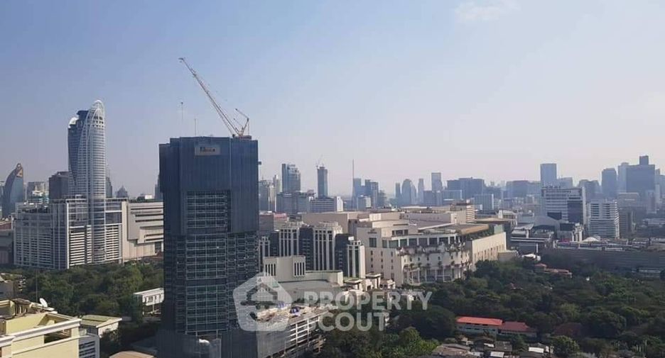 Wohnung zur Miete und zum Kauf mit 1 Zimmer in Pathum Wan, Bangkok