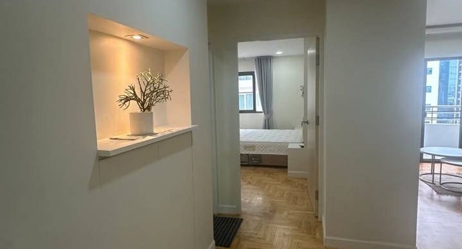 Wohnung zur Miete und zum Kauf mit 2 Zimmer in Watthana, Bangkok