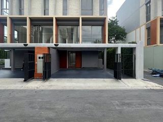 ขาย 3 ห้องนอน ทาวน์เฮ้าส์ ใน สะพานสูง, กรุงเทพฯ