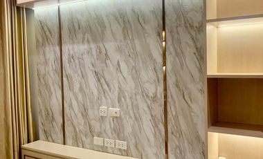 Продажа 1 кровать кондо в Чатучак, Бангкок