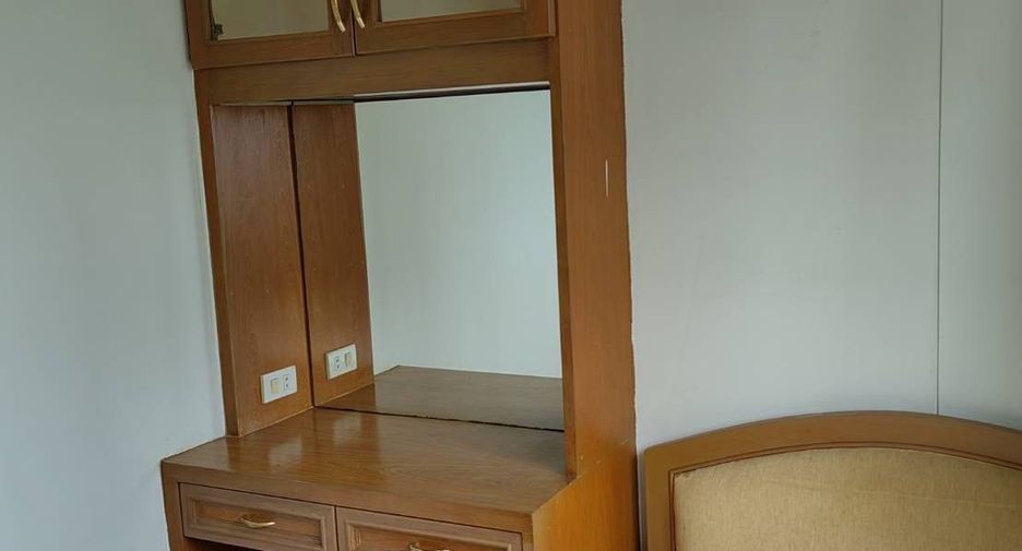 À louer 2 chambres condo à Suan Luang, Bangkok