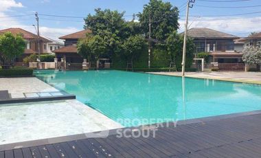 For sale 3 bedrooms house in Sai Mai, Bangkok