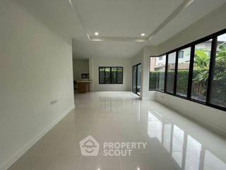 For sale 3 bedrooms house in Sai Mai, Bangkok