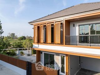 For sale 4 bedrooms villa in Bang Lamung, Chonburi